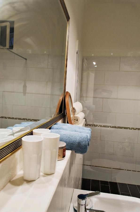 Adorable, Cosy Apartment At The Heroes' Square بودابست المظهر الخارجي الصورة